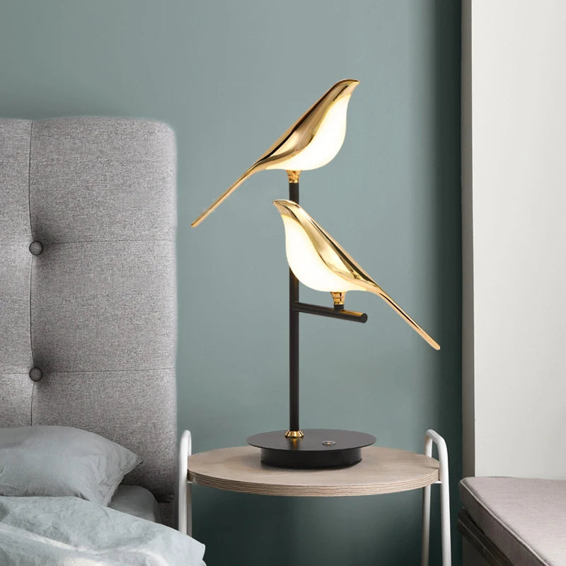LED Tischlampe in Form eines Vogels