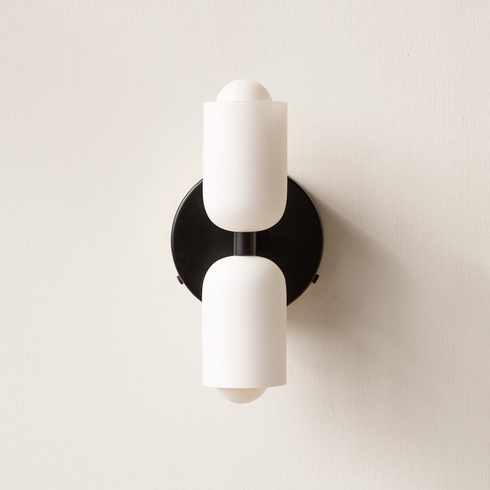 Elegant Up-Down-Wandleuchte aus Acryl