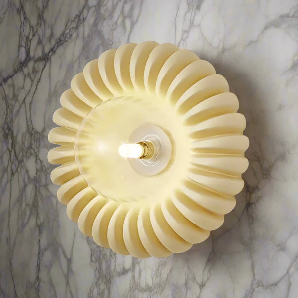 Moderne kreative Schlafzimmer-Wandlampe aus Kunstharz
