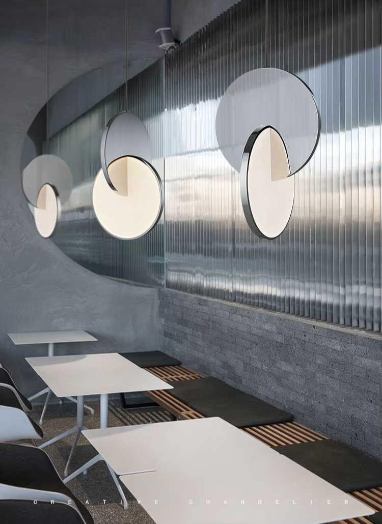 Lumea Luxus-Pendelleuchte – Elegantes LED-Design für ein stilvolles Ambiente