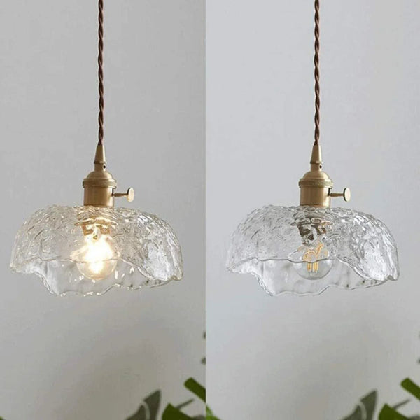Unregelmäßige Hängelampe aus Messingglas