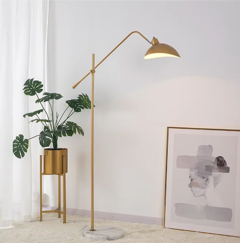 Nordic Gold Luxe Stehlampe – Minimalistisches Design mit Marmorfuß