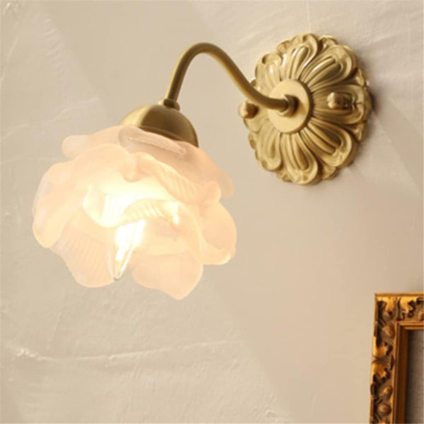 Vintage Kupfer-Blütenblatt-Glas-Wandlampe