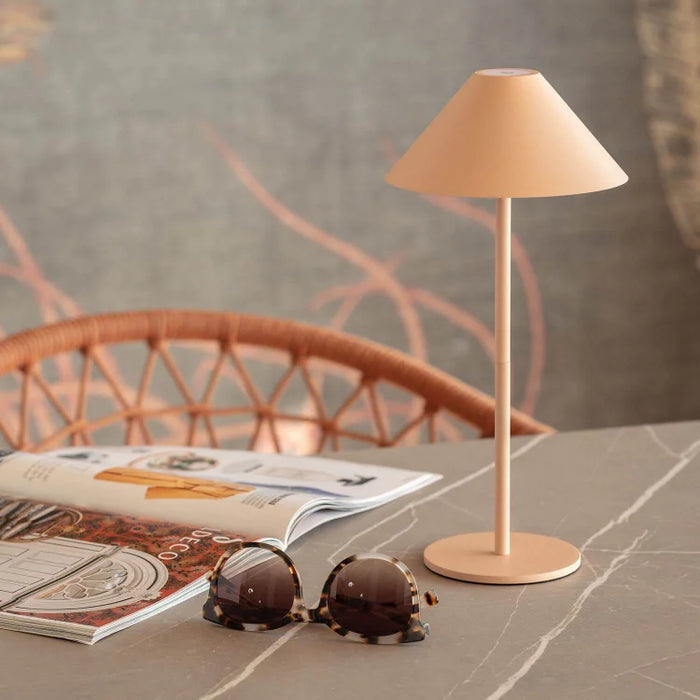 Kabellose wasserdichte Tischlampe