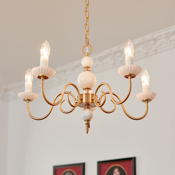 Cremefarbener Glas-Kronleuchter, amerikanischer Retro-Kronleuchter aus Metall, Lampe für Schlafzimmer
