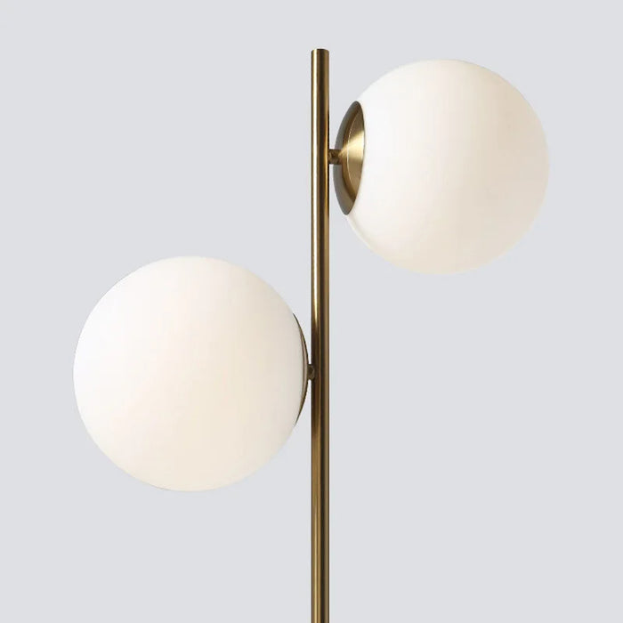 Dorii | Tischlampe im dänischen Stil