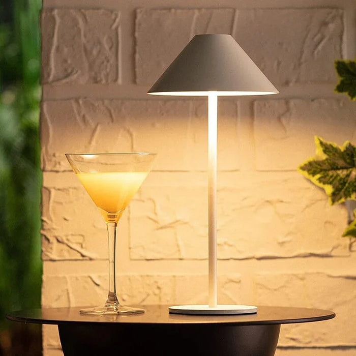 Kabellose wasserdichte Tischlampe