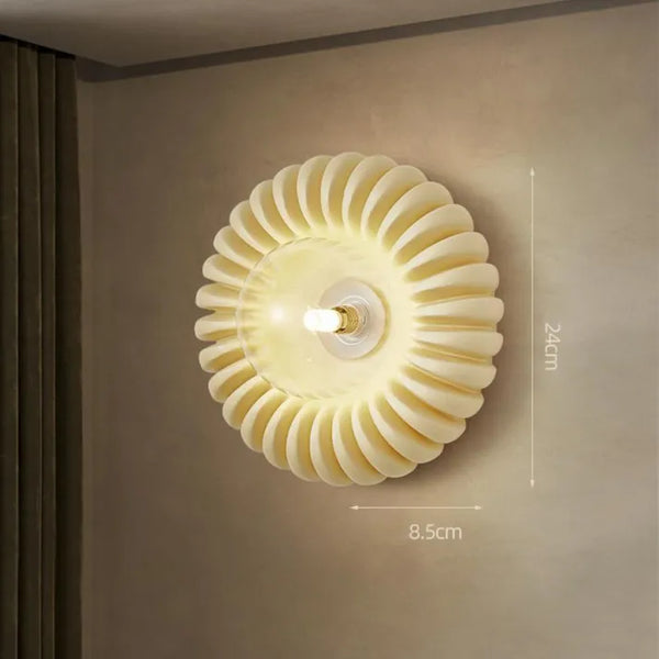 Moderne kreative Schlafzimmer-Wandlampe aus Kunstharz