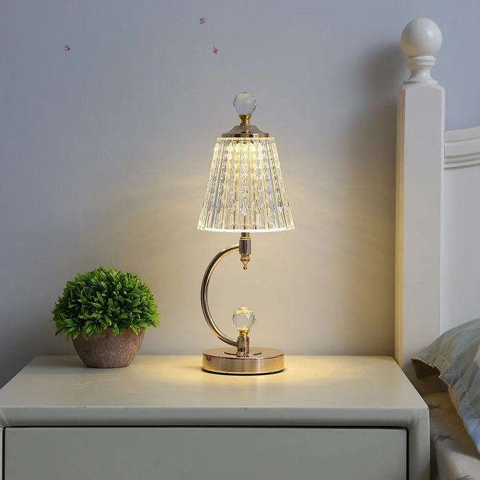 Vintage Goldene Tischlampe aus Kristall