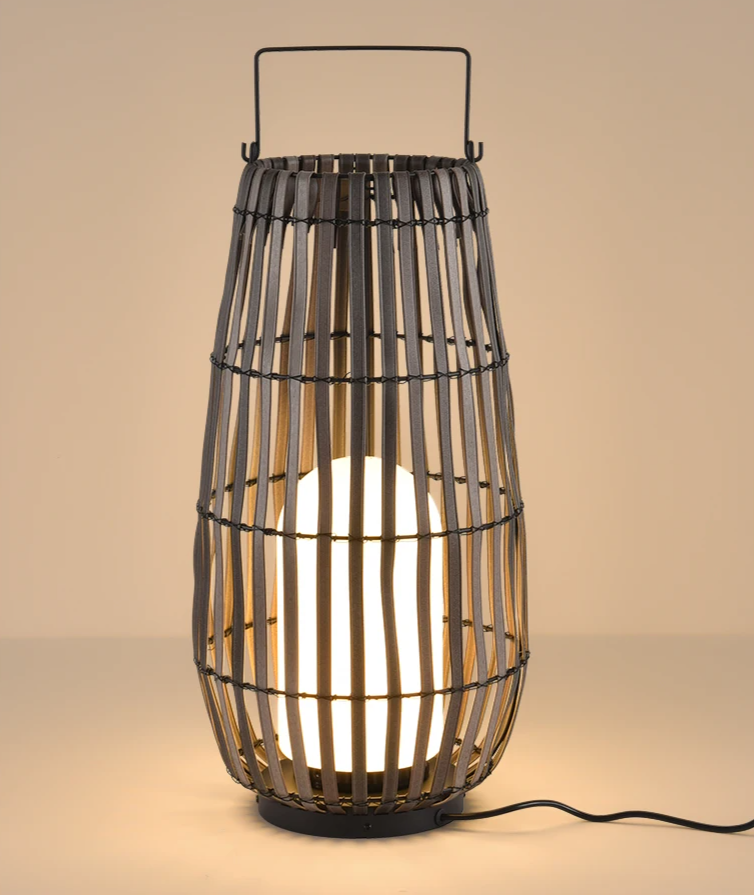 LumaSfera Solar Garten- und Terrassenleuchte – Moderne Outdoor LED-Lampe aus Edelstahl mit E27 Leuchtmittel (IP65)