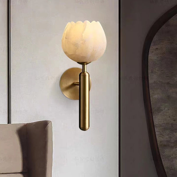 Marmorwandlampe in Form einer Rose