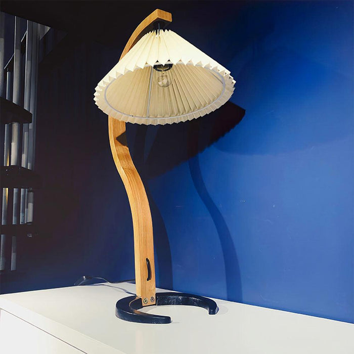 Caprani Tischlampe