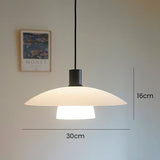 Minimalistische Hängelampe aus weißem Verbundglas