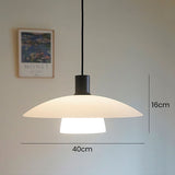 Minimalistische Hängelampe aus weißem Verbundglas