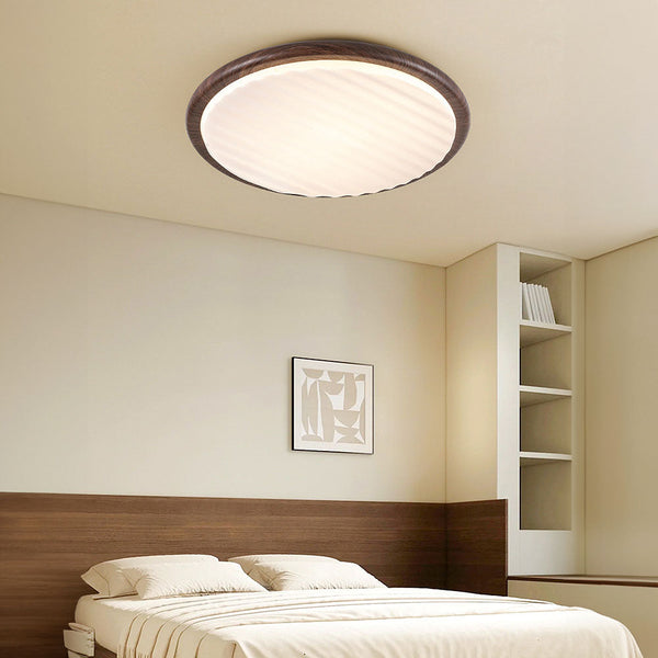 Runde, plissierte LED-Schlafzimmer-Deckenleuchte aus Holz