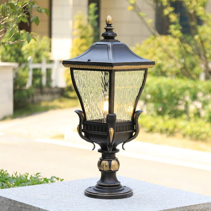 Zeitlose Outdoor-Laterne