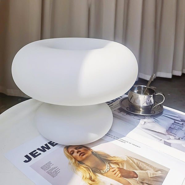 Moderne Glas-Donut-Tischlampe