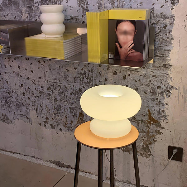 Moderne Glas-Donut-Tischlampe