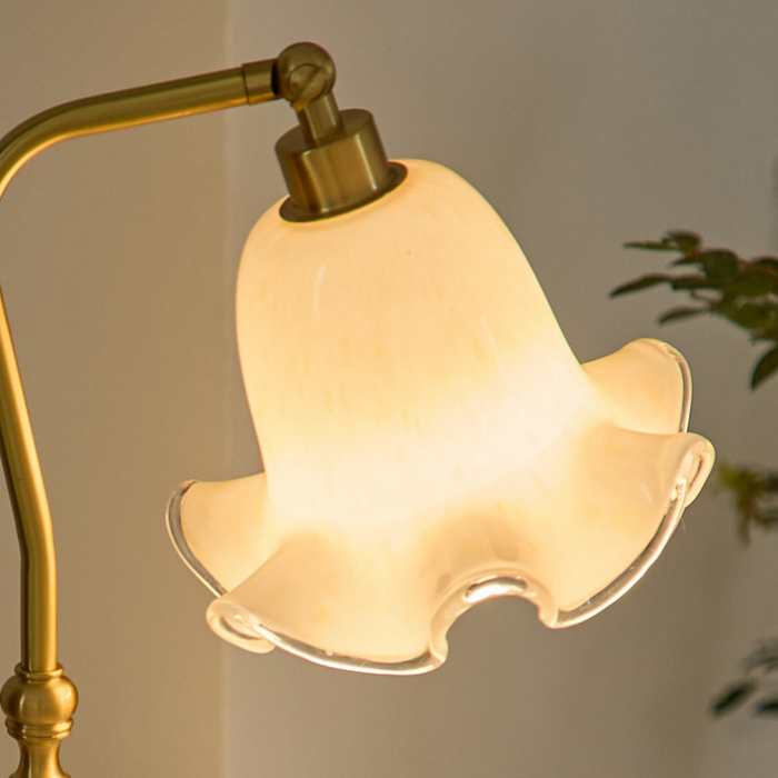 Roselamp | Fashion Flower Tischlampe aus Messing