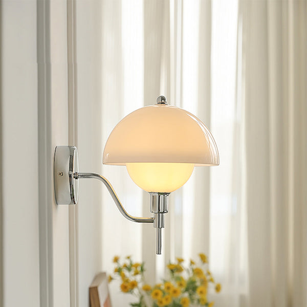 Wandleuchte Pilz in Creme Farbe