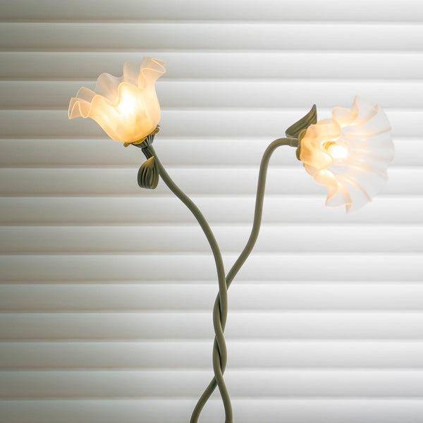 Elegante Calla Blumen Weiß Stehlampe
