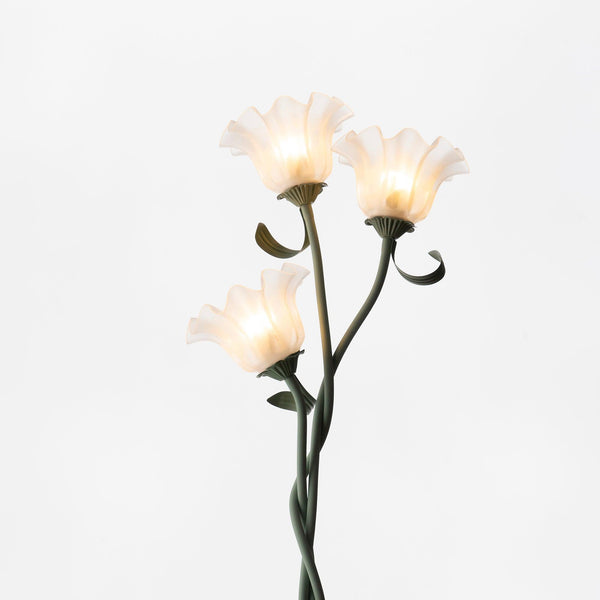 Elegante Calla Blumen Weiß Stehlampe