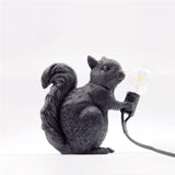 Nordic Designer Niedliches Eichhörnchen Tischlampe