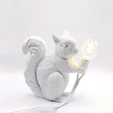 Nordic Designer Niedliches Eichhörnchen Tischlampe