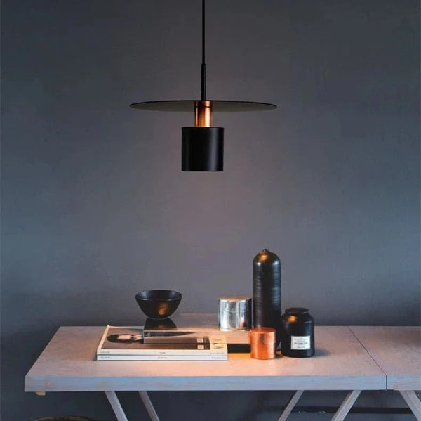 Moderne und elegante Jet-Hängelampe