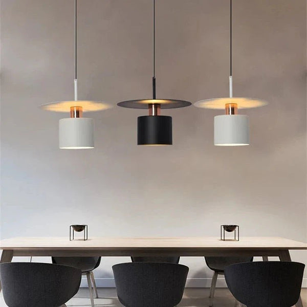 Moderne und elegante Jet-Hängelampe