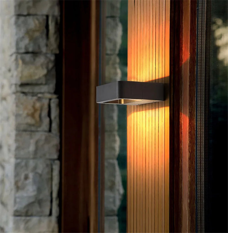 LUXARÉ NR-113 AußenGuard LED-Wandleuchte