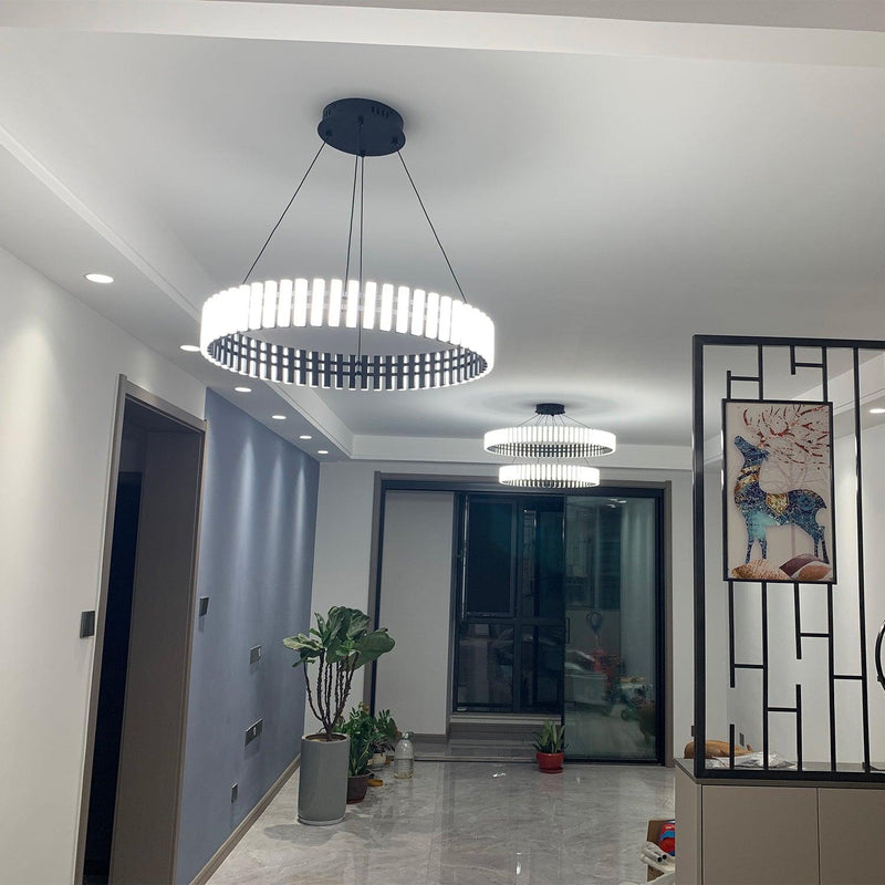 Eleganter hängender LED-Kronleuchter mit warmem, neutralem und kühlem Licht