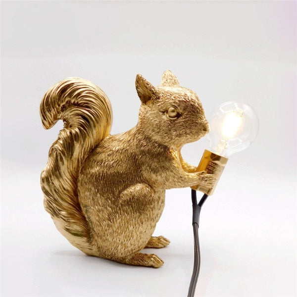 Nordic Designer Niedliches Eichhörnchen Tischlampe