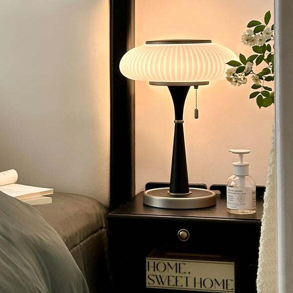 Minimalistische Matsutake Tischlampe für das Schlafzimmer