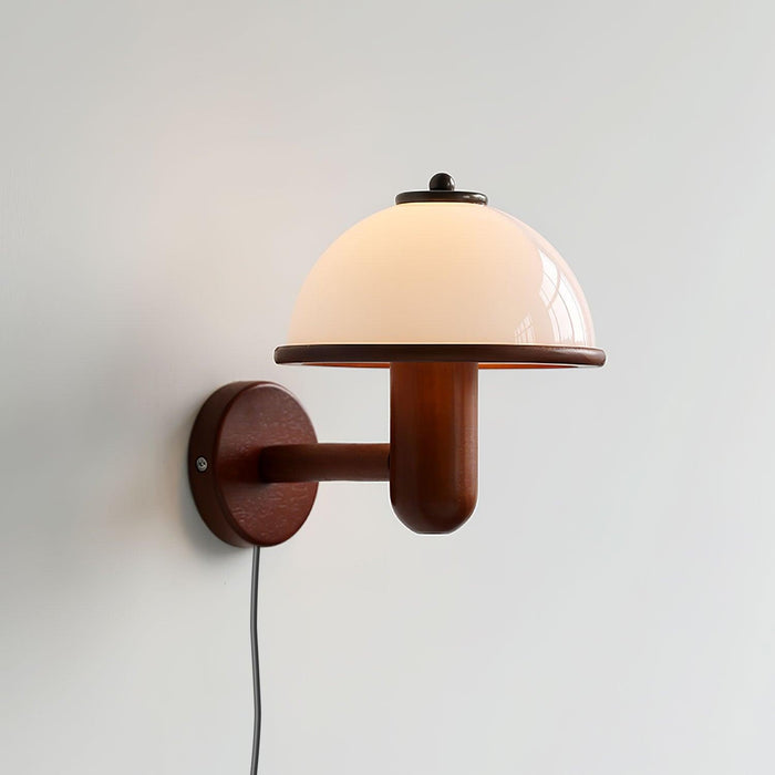 Pilz-Wandlampe aus Holz