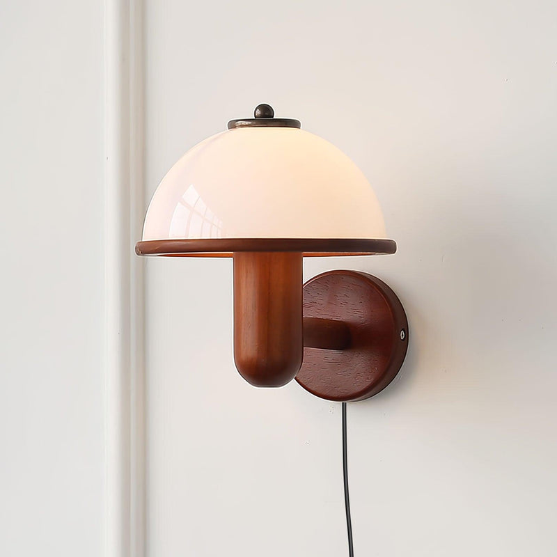 Pilz-Wandlampe aus Holz