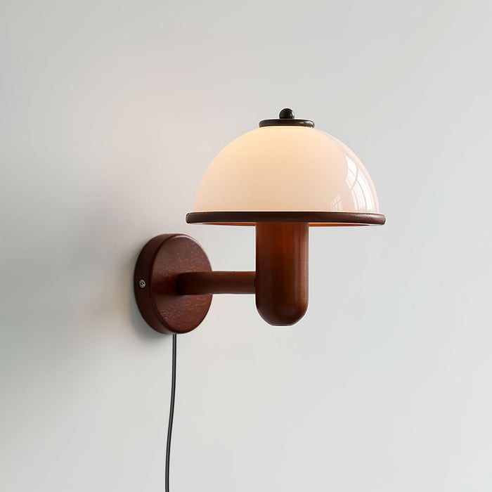 Pilz-Wandlampe aus Holz