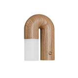 Arcus gebogene Wandleuchte aus Holz