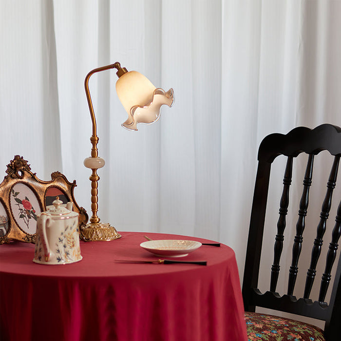 Roselamp | Fashion Flower Tischlampe aus Messing