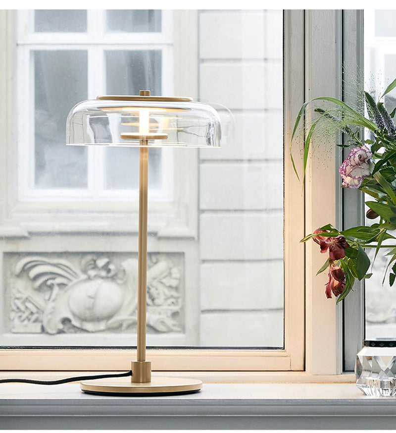 Aurélo – Designer Tischlampe aus Glas mit LED & Postmodernem Stil