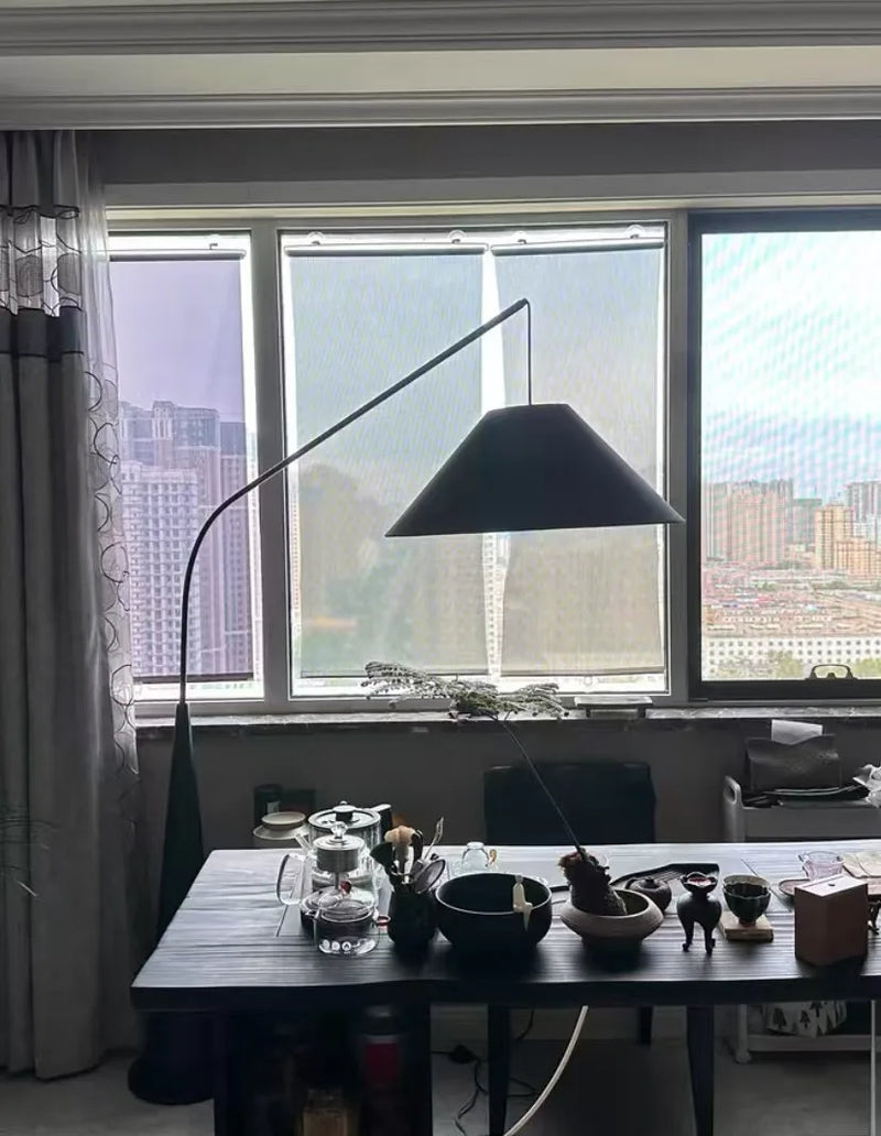 LumiArc – Luxuriöse Holz-Bogen-Stehlampe mit Stoffschirm