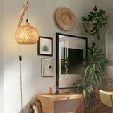 NaturLume Bambus Wandlaterne – Handgeflochtene Wandleuchte aus Rattan mit E27 Sockel