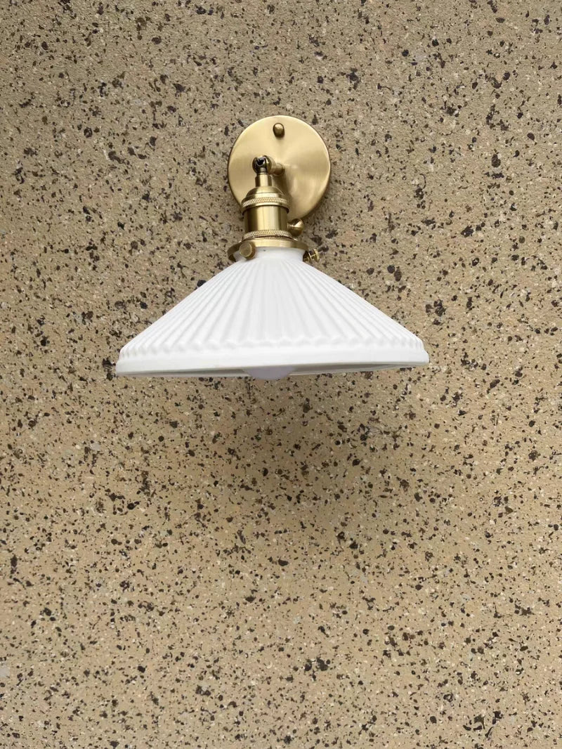 Kyotaro Wandleuchte – Japanische Keramik-Wandlampe mit LED-Kompatibilität