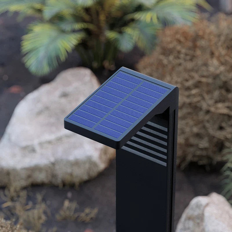 SolaraLux IP55 Solar Gartenleuchte