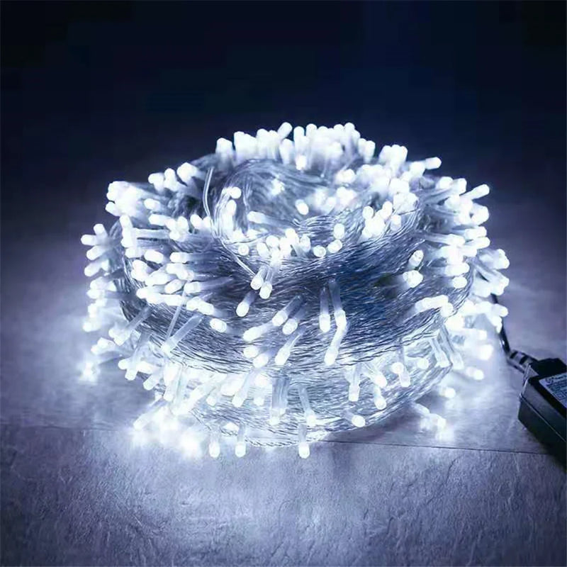 LumiFest LED Weihnachtsbeleuchtung – 10M / 50M / 100M