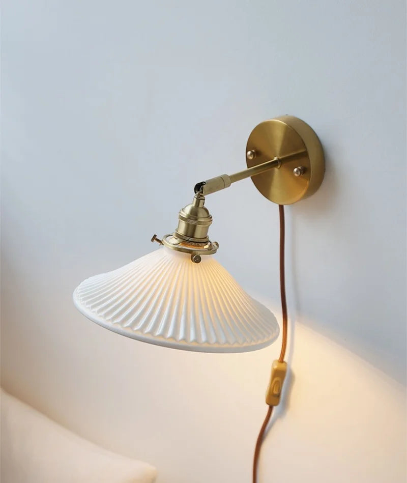 Kyotaro Wandleuchte – Japanische Keramik-Wandlampe mit LED-Kompatibilität
