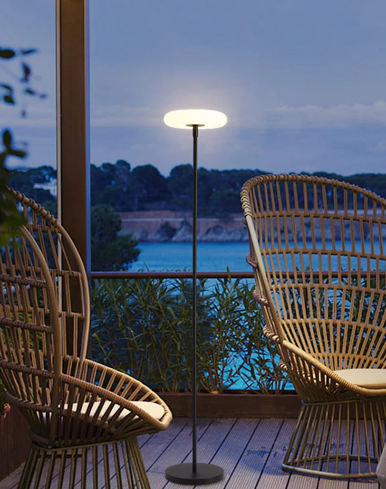NordiGlow Minimalistische Solar Bodenlampe