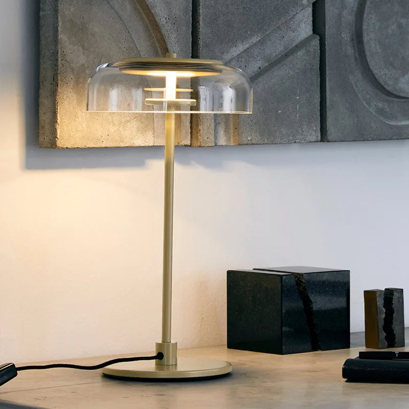 Aurélo – Designer Tischlampe aus Glas mit LED & Postmodernem Stil