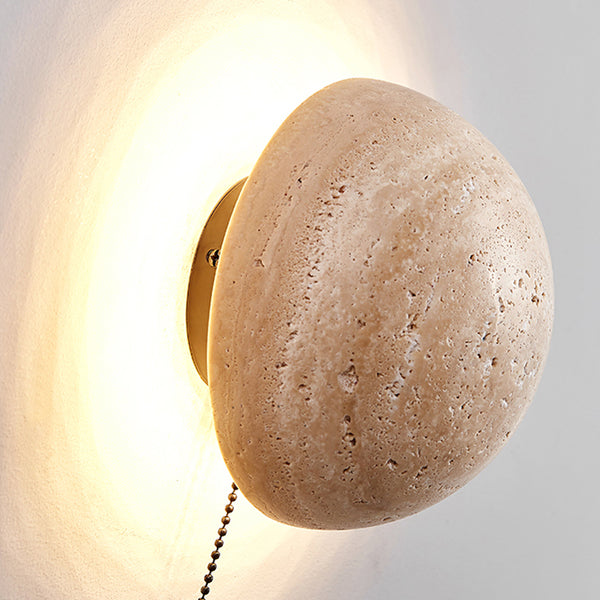 Wandleuchte im skandinavischen Creme-Stil