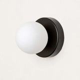 LumiGlobe – Moderne skandinavische Pendelleuchte mit Glasschirm